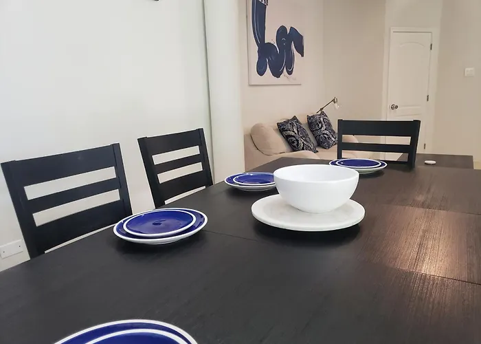 Ivys Luxury Townhouse Apartment *