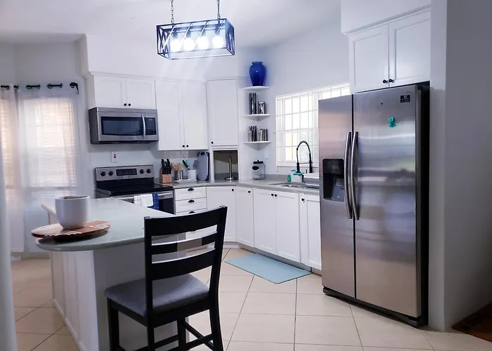 Ivys Luxury Townhouse * Montego Bay